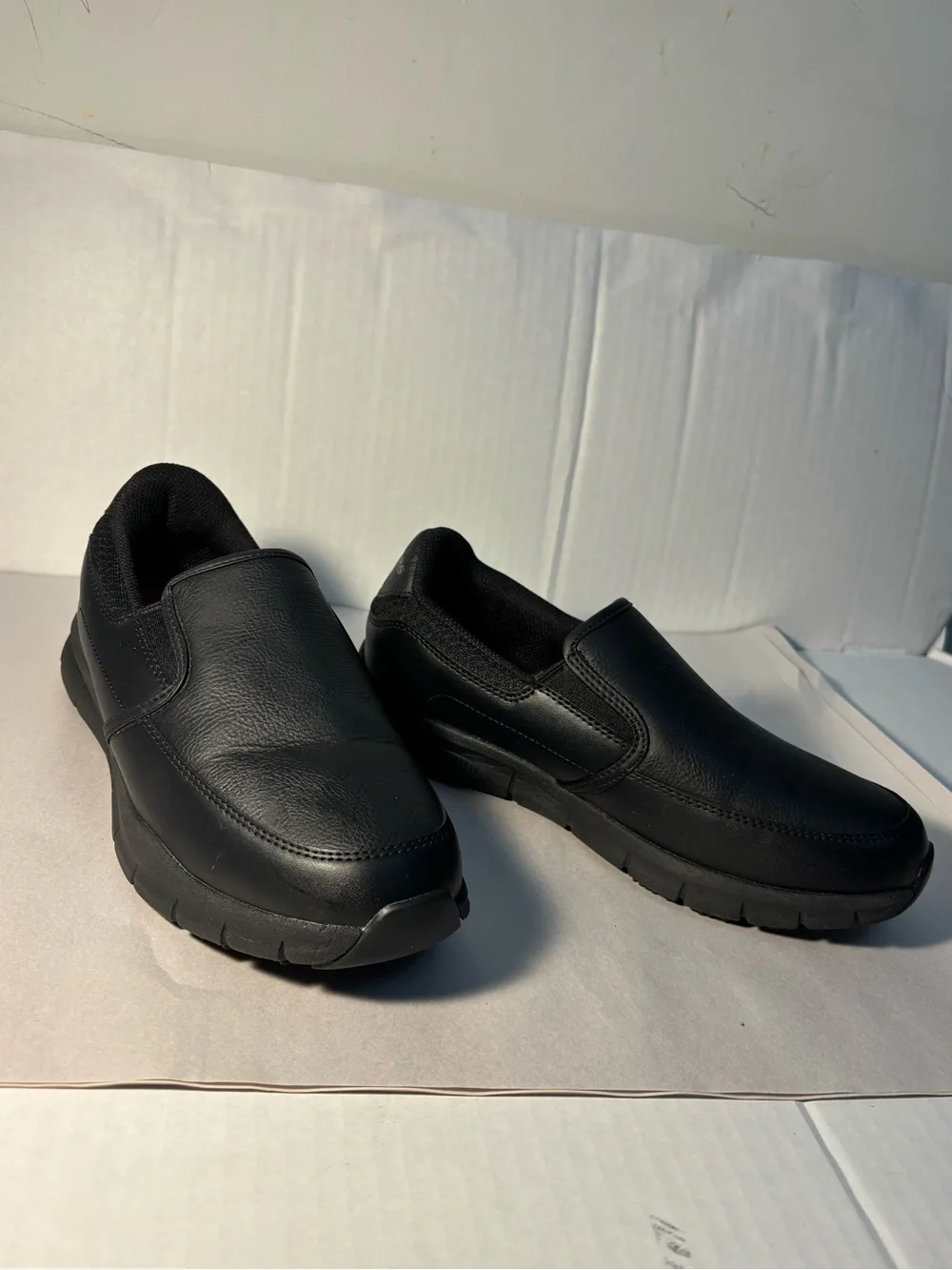 Skechers title work